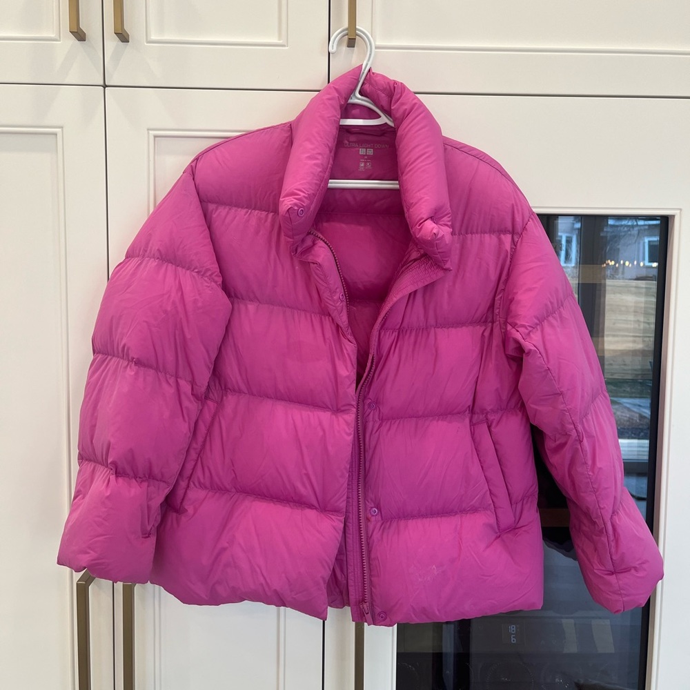 UNIQLO pink puffer jacket size XS